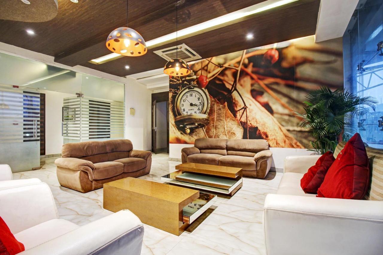 Townhouse Oak 46940 Hotel Vrindavan Sultanpur  Ngoại thất bức ảnh