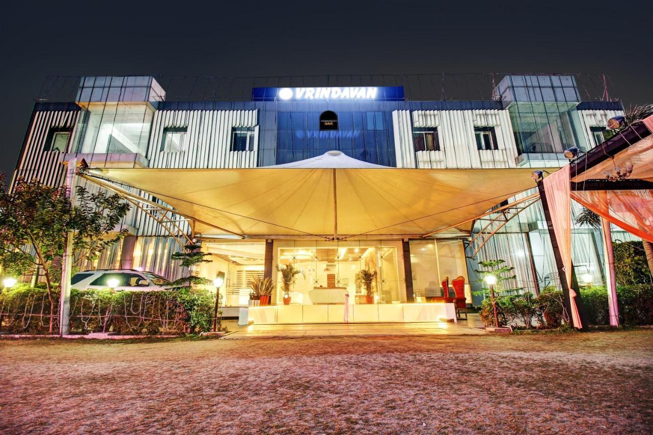 Townhouse Oak 46940 Hotel Vrindavan Sultanpur  Ngoại thất bức ảnh