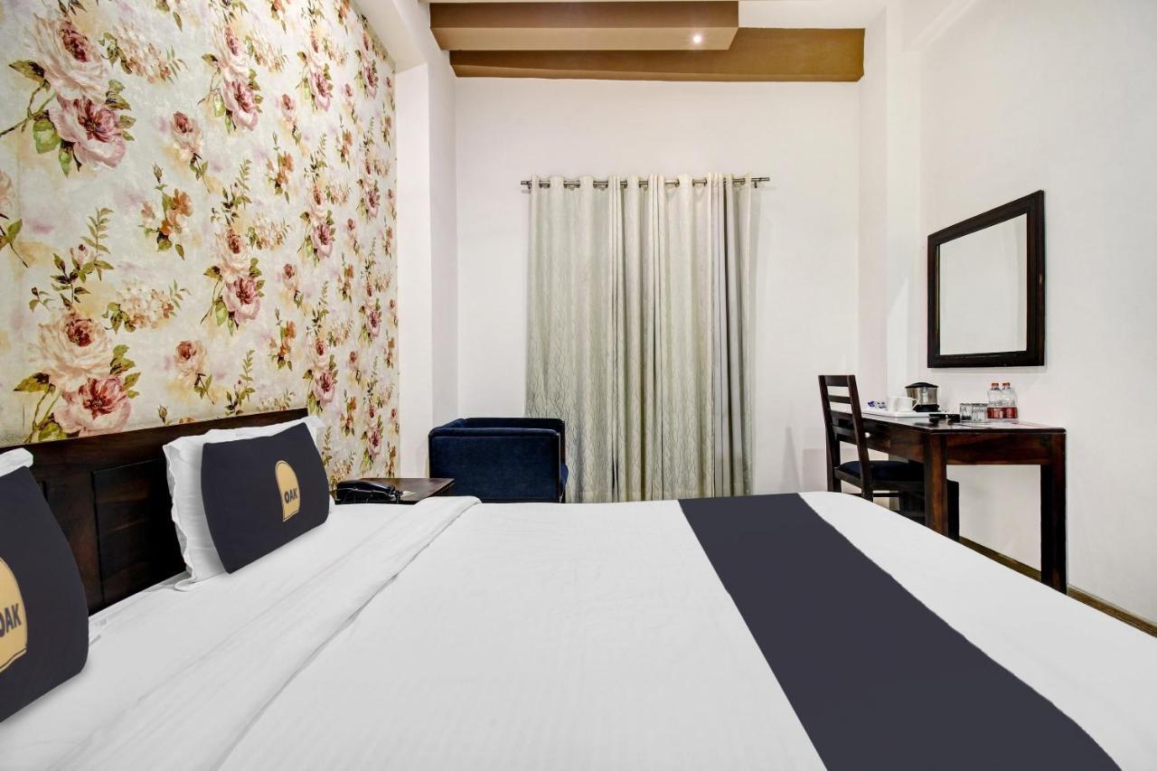 Townhouse Oak 46940 Hotel Vrindavan Sultanpur  Ngoại thất bức ảnh