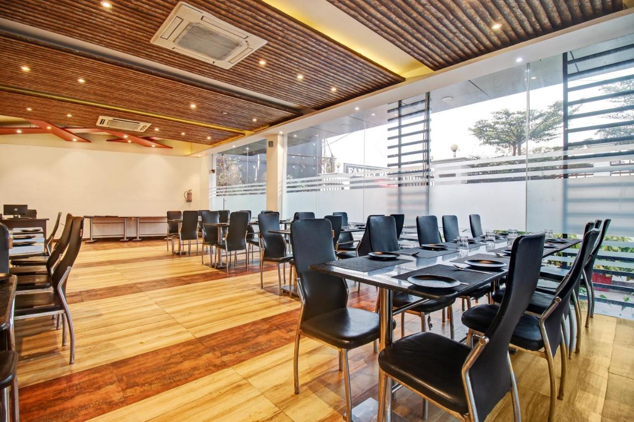 Townhouse Oak 46940 Hotel Vrindavan Sultanpur  Ngoại thất bức ảnh