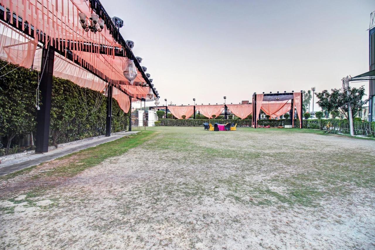 Townhouse Oak 46940 Hotel Vrindavan Sultanpur  Ngoại thất bức ảnh