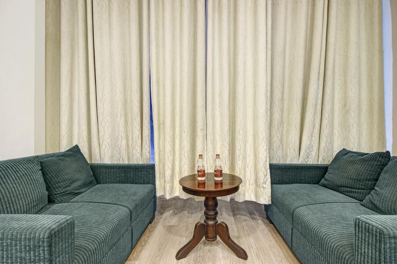 Townhouse Oak 46940 Hotel Vrindavan Sultanpur  Ngoại thất bức ảnh