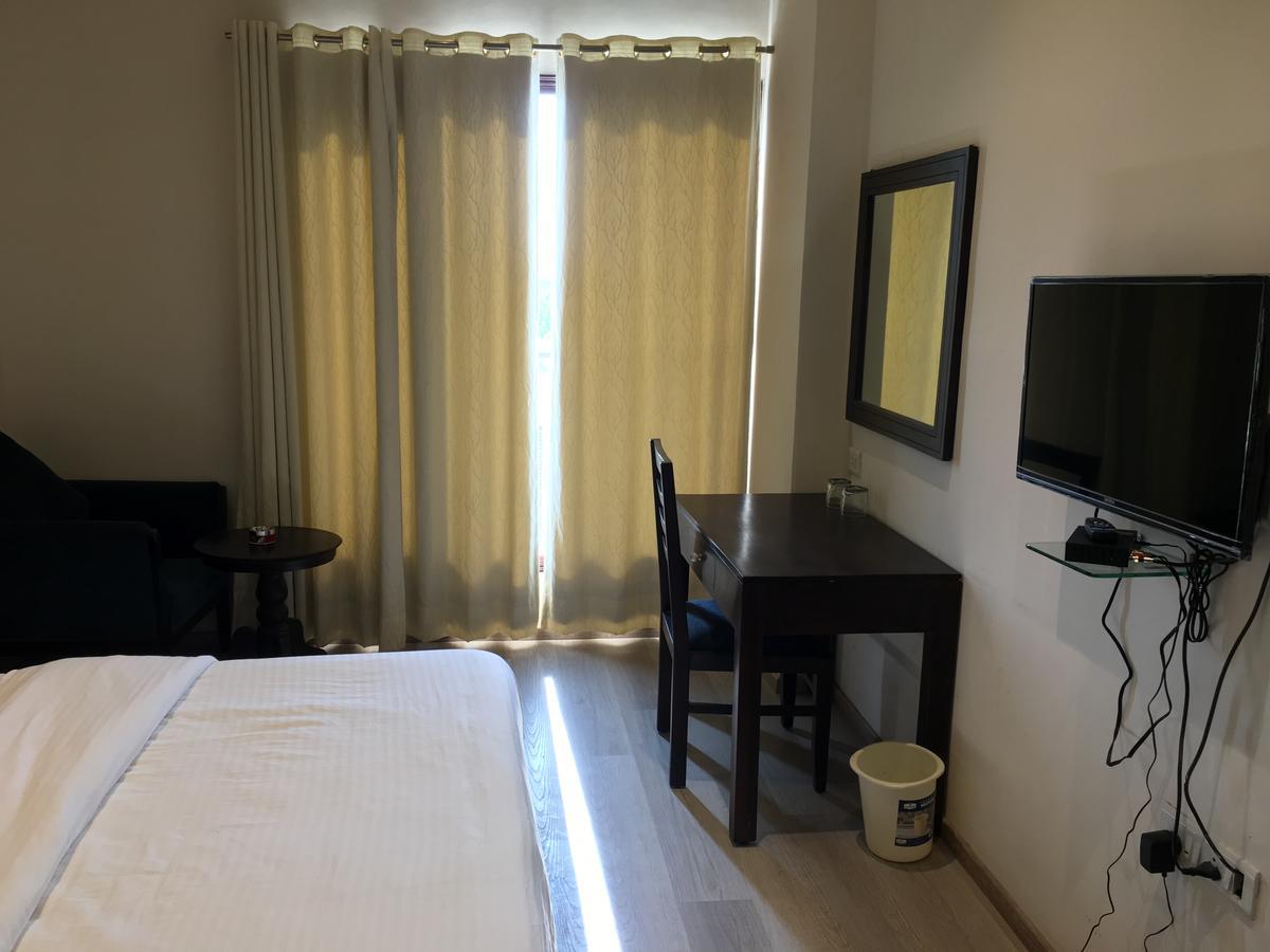 Townhouse Oak 46940 Hotel Vrindavan Sultanpur  Ngoại thất bức ảnh