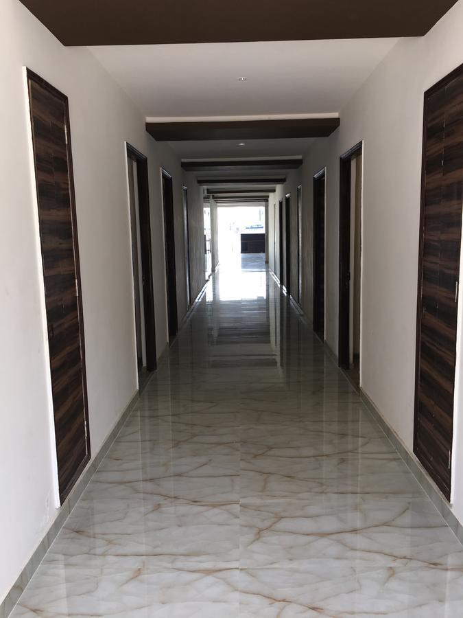 Townhouse Oak 46940 Hotel Vrindavan Sultanpur  Ngoại thất bức ảnh